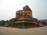 Le Wat Chedi Luang, cet ensemble de temples a pour coeur un grand et vénérable Chedi de style lana datant de 1441.