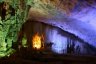 La grotte de Hang Sung Sot compte trois belles salles gigantesques.